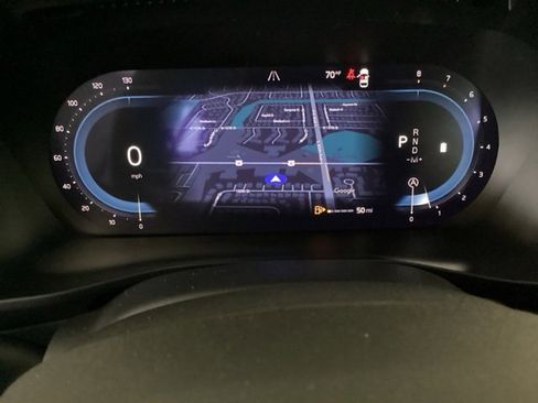 New 2025 Volvo XC40 B5 Plus w/ Protection Package Premier image 32