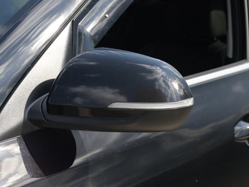 Used 2023 Kia Seltos EX image 18