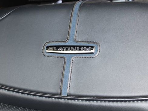 Used 2025 Ford F250 Platinum image 30