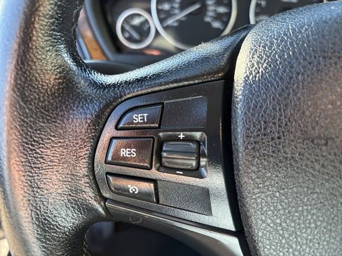 Used 2016 BMW 320i xDrive Sedan image 13