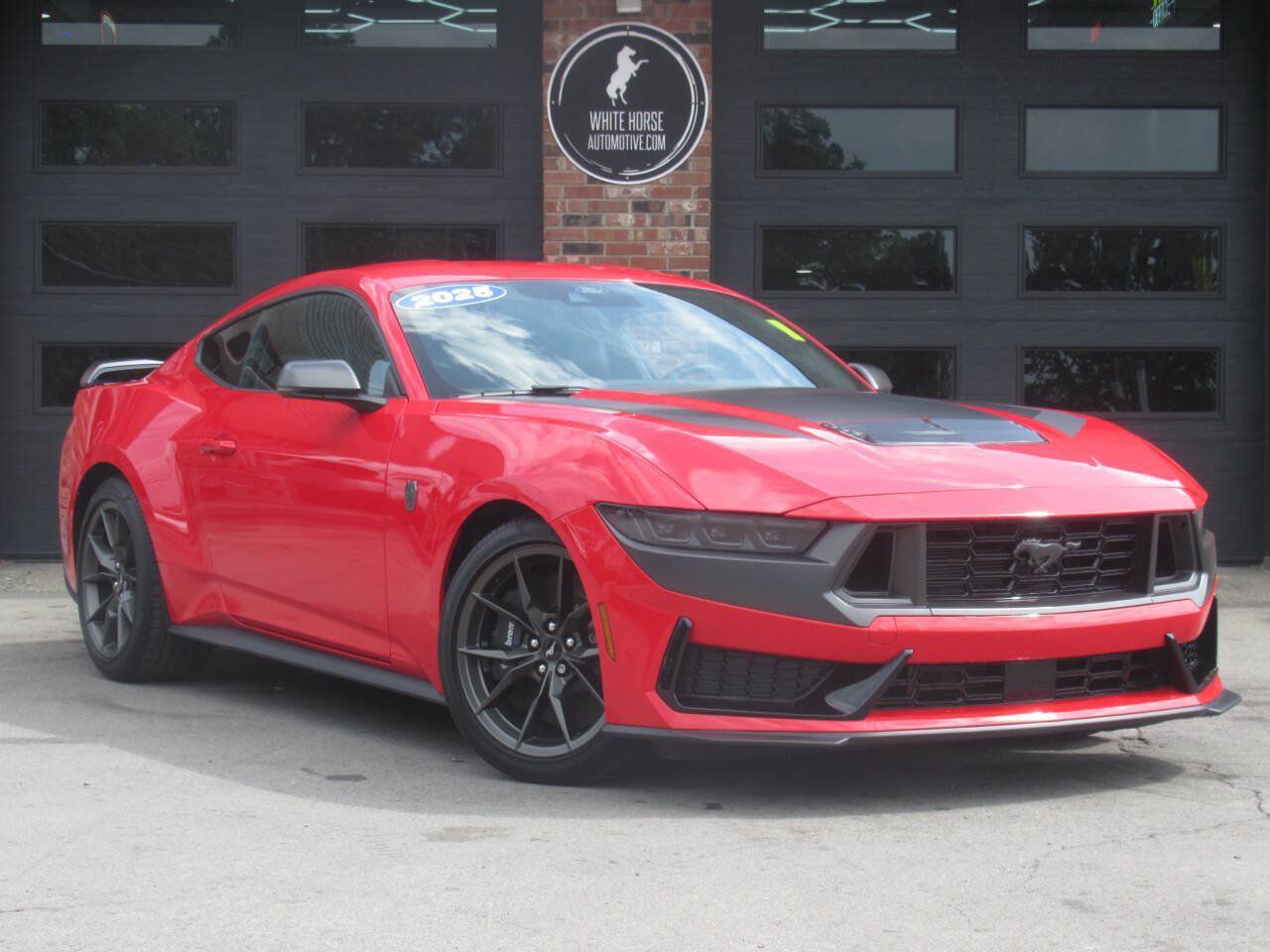 Used 2025 Ford Mustang Dark Horse RWD image 3
