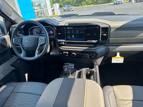 New 2026 Chevrolet Silverado 1500 ZR2 w/ LPO, Dark Essentials Package AWD/4WD image 6