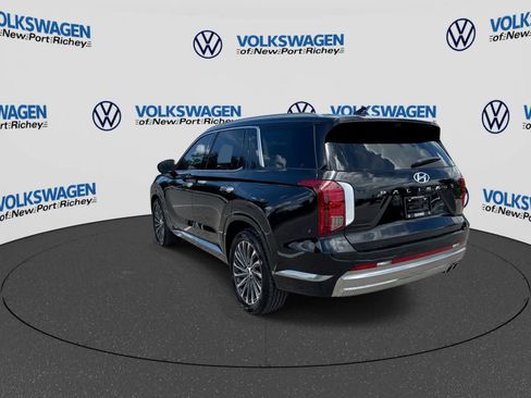 Used 2024 Hyundai Palisade Calligraphy FWD image 12