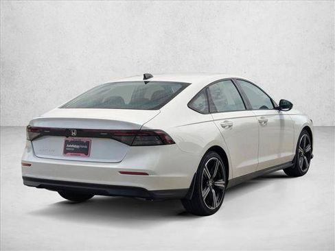 Used 2026 Honda Accord SE image 5