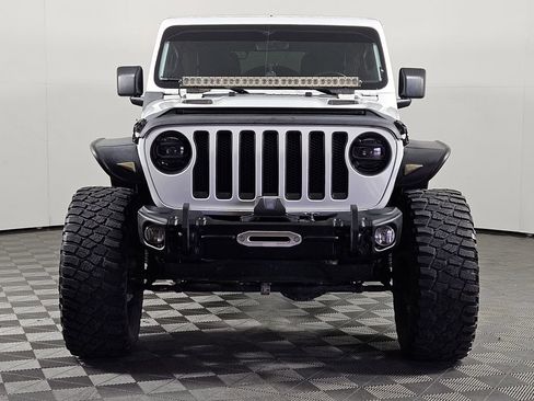 Used 2018 Jeep Wrangler Unlimited Rubicon image 2