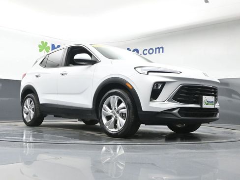 Used 2025 Buick Encore GX Preferred image 25