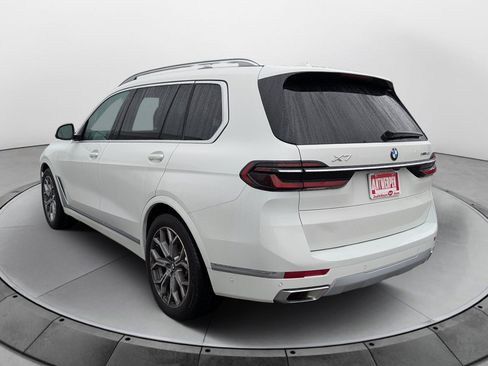 Used 2024 BMW X7 xDrive40i AWD/4WD image 5