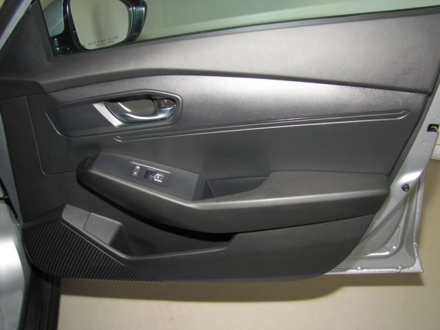 Certified 2024 Honda Accord LX image 17