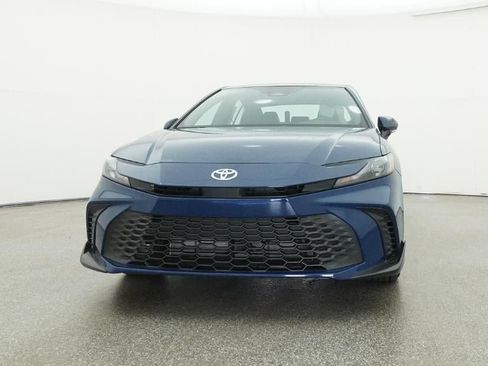 New 2026 Toyota Camry SE FWD image 31