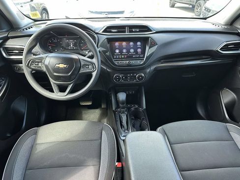 Used 2023 Chevrolet TrailBlazer LT w/ Convenience Package AWD/4WD image 10