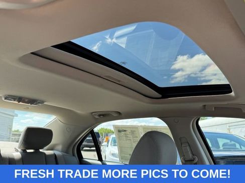 Used 2011 Ford Fusion SE w/ 202A Rapid Spec Order Code FWD image 7