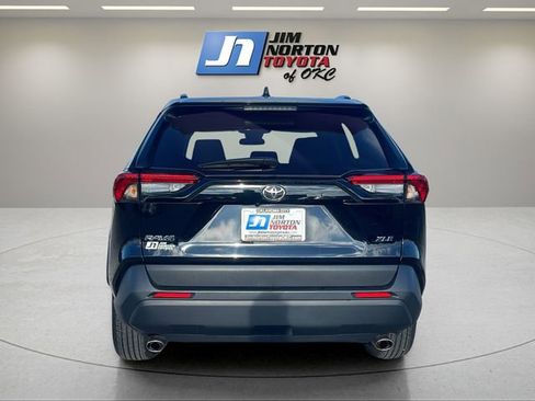 Used 2025 Toyota RAV4 XLE image 6