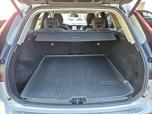 Used 2023 Volvo XC60 B5 Plus w/ Climate Package image 30