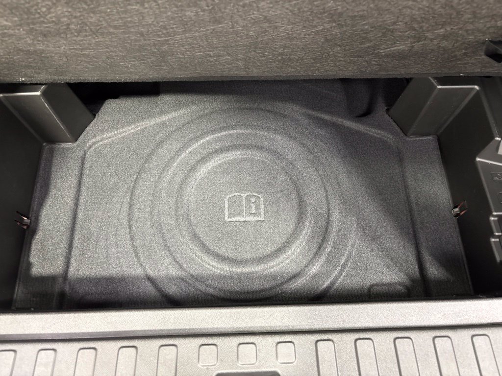 Used 2024 Chevrolet Equinox LT w/ LPO, Floor Liner Package AWD/4WD image 42