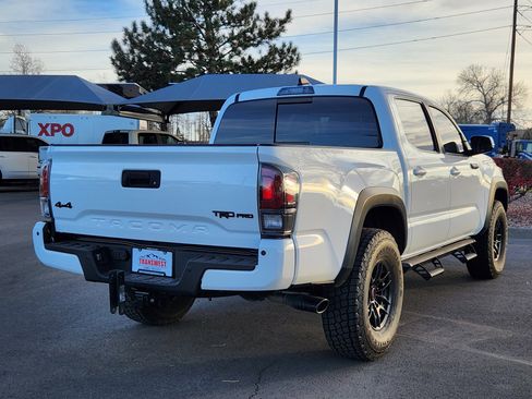 Used 2020 Toyota Tacoma image 3