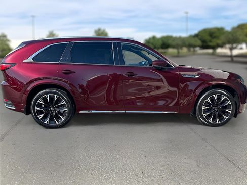 Certified 2024 MAZDA CX-90 3.3 Turbo S w/ Premium Package image 9