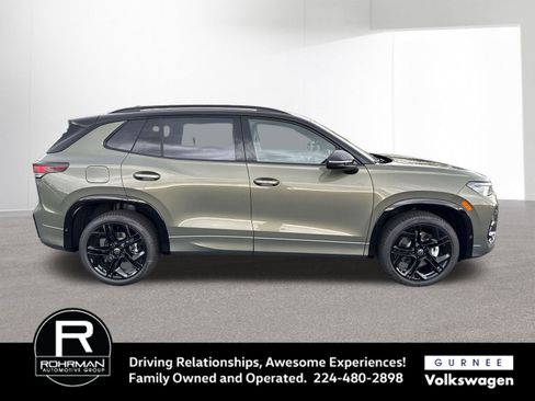 New 2026 Volkswagen Tiguan SE R-Line AWD/4WD image 10