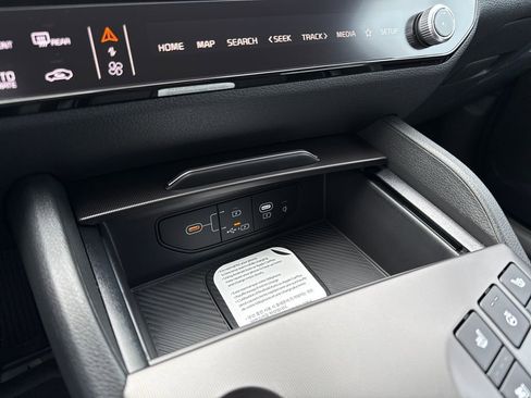 New 2026 Kia Sportage SX Prestige AWD/4WD image 31