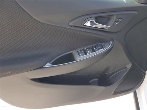 Used 2024 Chevrolet Malibu LT image 17