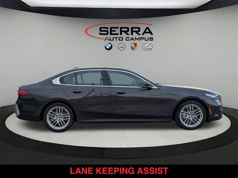 New 2025 BMW 530i xDrive 530i xDrive w/ Premium Package image 2