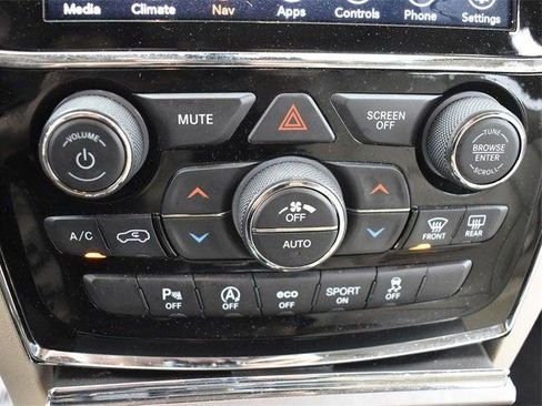 Certified 2020 Jeep Grand Cherokee Limited image 25