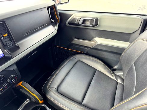 Used 2021 Ford Bronco Badlands image 31