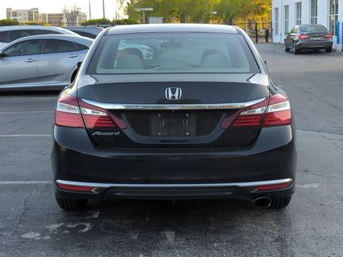 Certified 2017 Honda Accord LX image 6