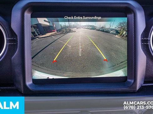 Used 2022 Jeep Wrangler Unlimited Sahara w/ Dual Top Group image 38