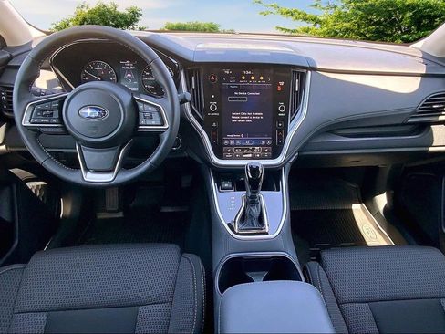 Certified 2025 Subaru Outback Premium image 7