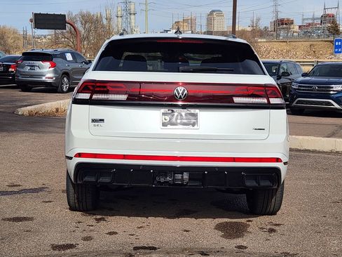 New 2026 Volkswagen Atlas Cross Sport SEL R-Line image 25