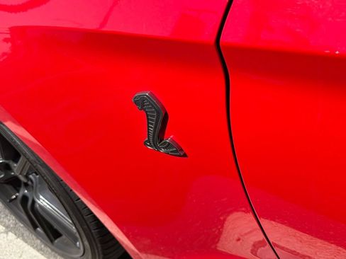 Used 2020 Ford Mustang Shelby GT500 w/ Technology Package RWD image 5