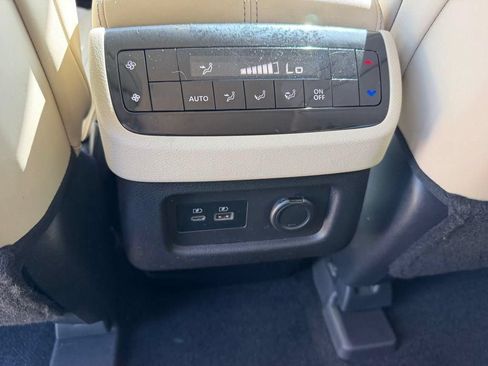 Used 2022 INFINITI QX60 Luxe w/ Performance Audio Package FWD image 14