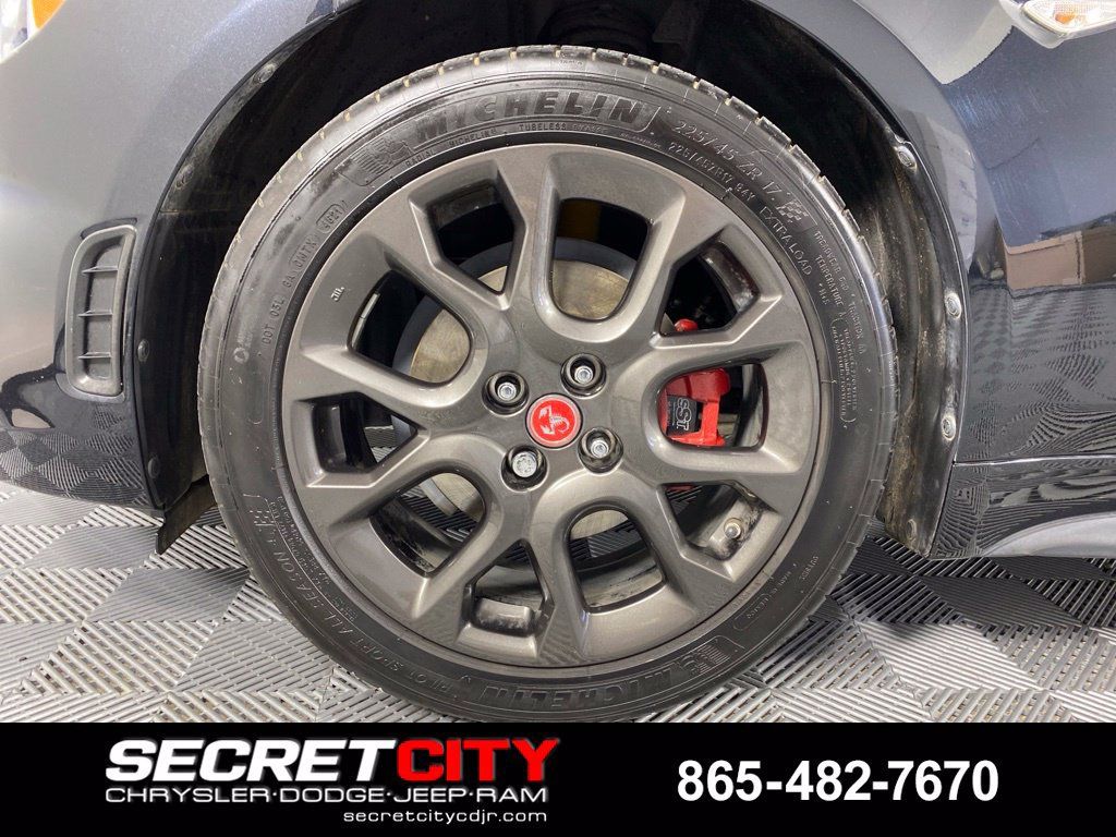 Used 2019 FIAT 124 Spider Abarth w/ Navigation & Sound Group RWD image 9