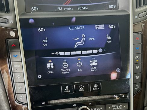 Used 2015 INFINITI Q50 AWD w/ Technology Package image 23