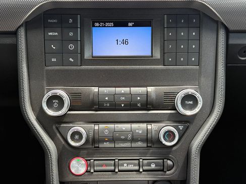 Used 2019 Ford Mustang GT RWD image 30