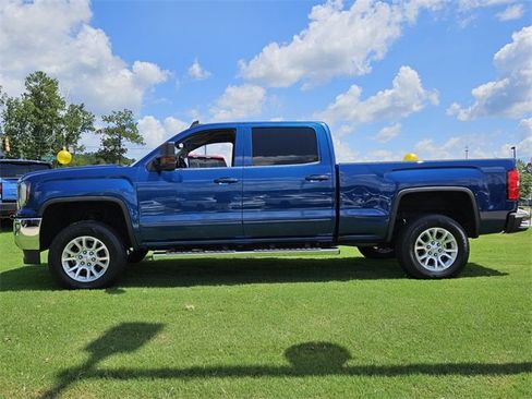 Used 2018 GMC Sierra 1500 SLE w/ SLE Value Package image 4