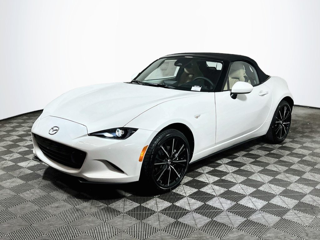 New 2026 MAZDA MX-5 Miata Grand Touring w/ Weather Package RWD image 3