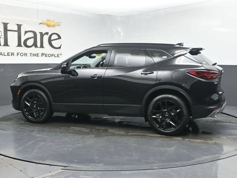 Used 2025 Chevrolet Blazer LT w/ Sound & Technology Package FWD image 54