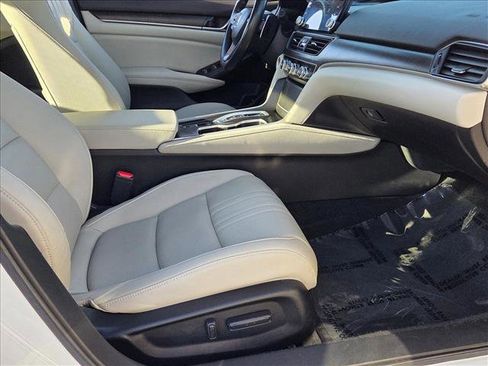 Used 2021 Honda Accord EX-L image 21