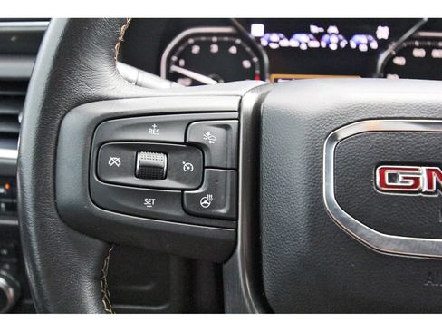 Used 2021 GMC Yukon AT4 w/ AT4 Premium Package AWD/4WD image 16
