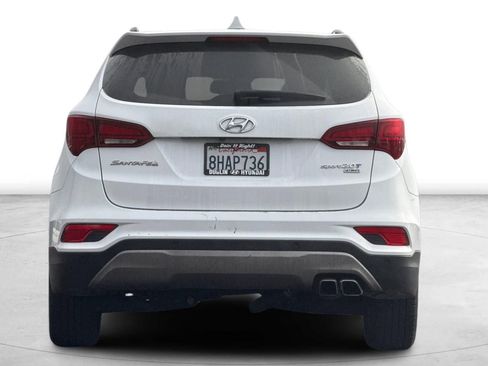 Used 2017 Hyundai Santa Fe Sport image 5