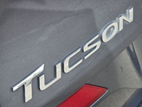 Certified 2021 Hyundai Tucson Limited image 12