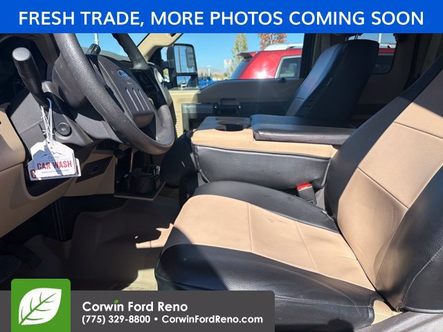 Used 2016 Ford F250 XLT w/ XLT Interior Package AWD/4WD image 10
