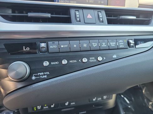Used 2021 Lexus ES 350 F Sport w/ Accessory Package 2 FWD image 26
