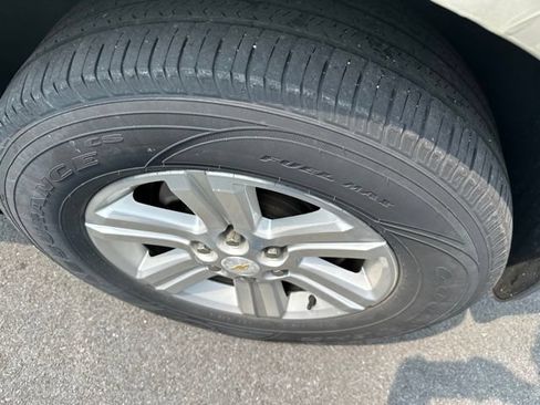 Used 2014 Chevrolet Traverse LT AWD/4WD image 11