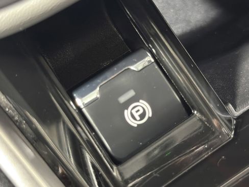 Certified 2024 Subaru Outback Limited image 29