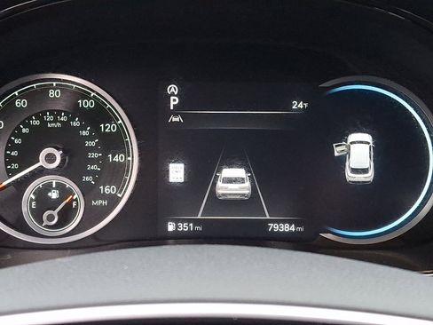 Used 2023 Genesis GV70 2.5T w/ Advanced Package image 25