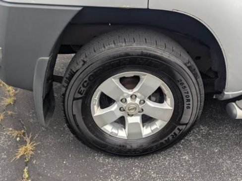 Used 2010 Nissan Xterra S AWD/4WD image 12
