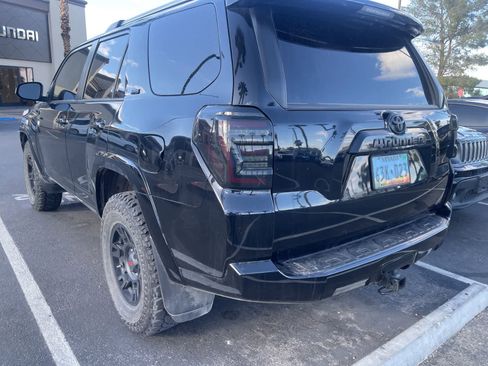 Used 2023 Toyota 4Runner SR5 AWD/4WD image 4