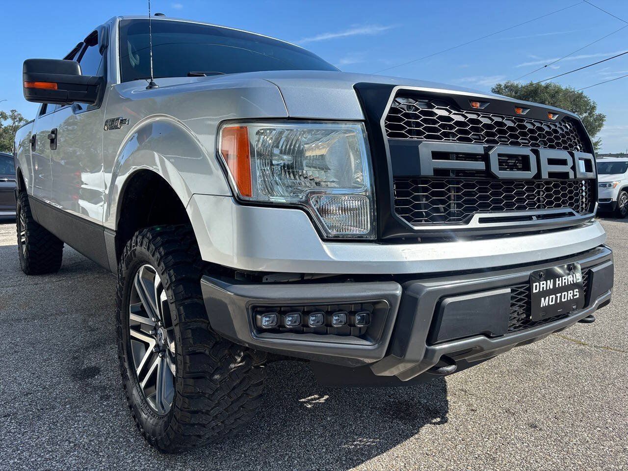 Used 2012 Ford F150 XLT w/ XLT Convenience Pkg AWD/4WD image 5